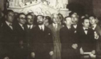 MaciÃ , acompanyat pel seu govern i els ministres vinguts de Madrid en proclamar-se la RepÃºblica Catalana